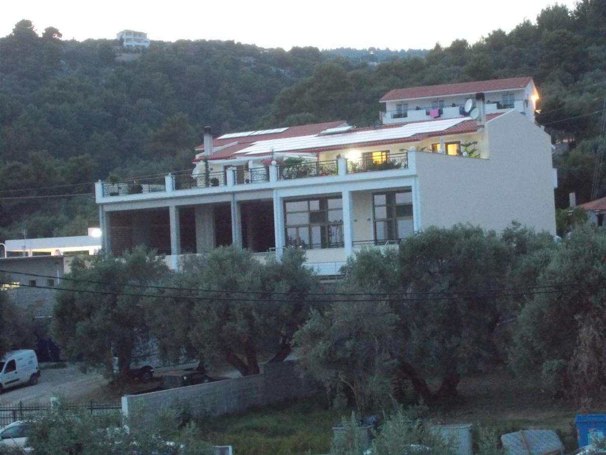Апартаменты Rhodon House Скиатос Экстерьер фото